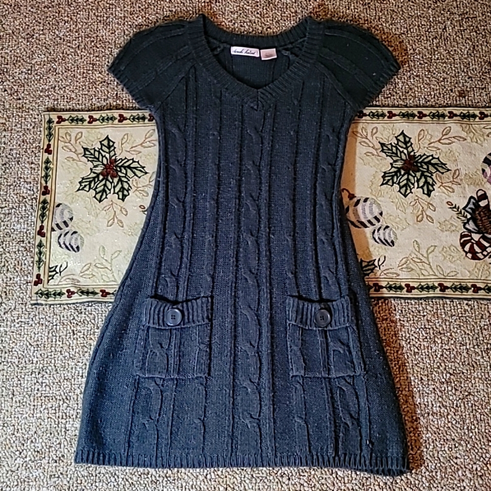 Gently loved Long sweater by Derek Heart size Girls medium 10/12 EUC dark grey